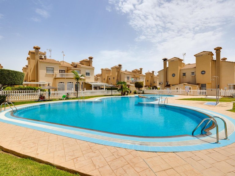 Town House for Sale in Playa Flamenca, Orihuela Costa, Alicante 2