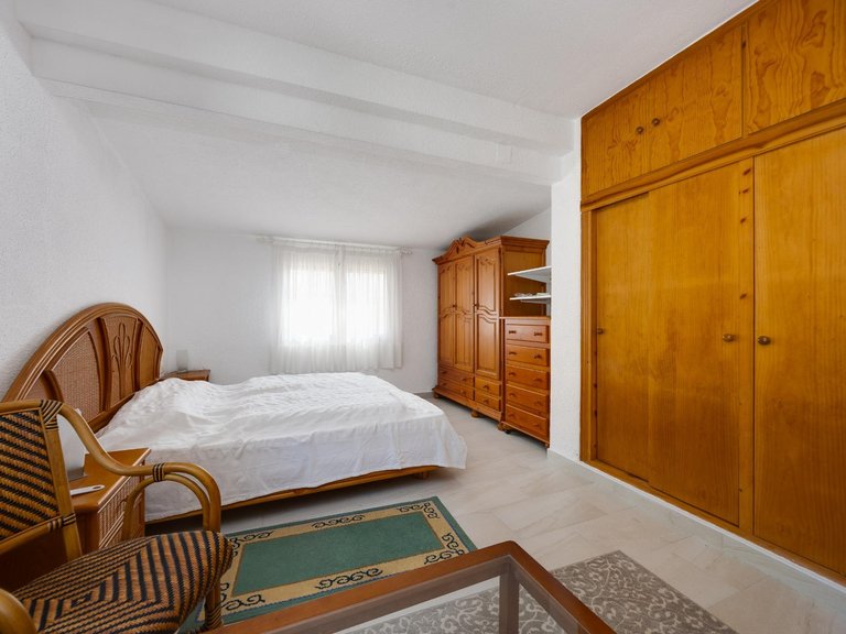 Villa for Sale in La Florida, Orihuela Costa, Alicante 30