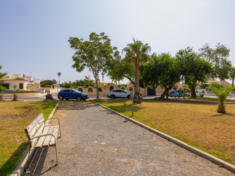 Villa for Sale in La Florida, Orihuela Costa, Alicante 36