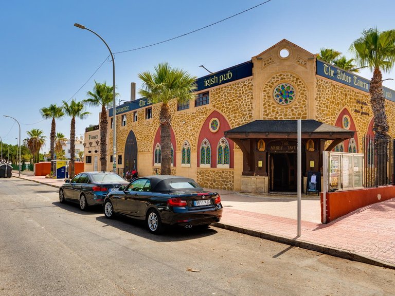 Villa for Sale in La Florida, Orihuela Costa, Alicante 39