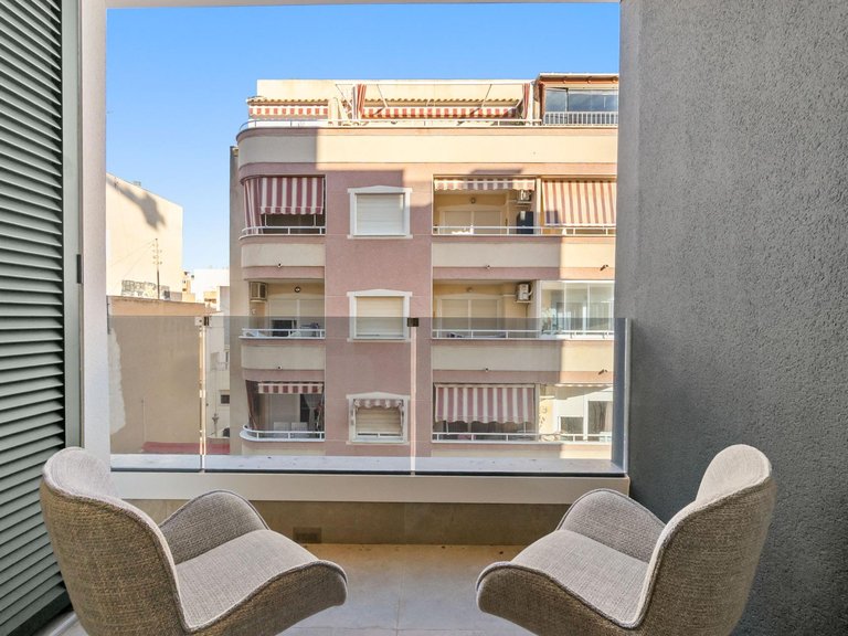 Apartment for Sale in Torrevieja, Alicante 9