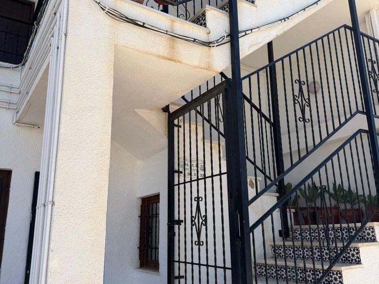 Apartment for Sale in Torrevieja, Alicante 28