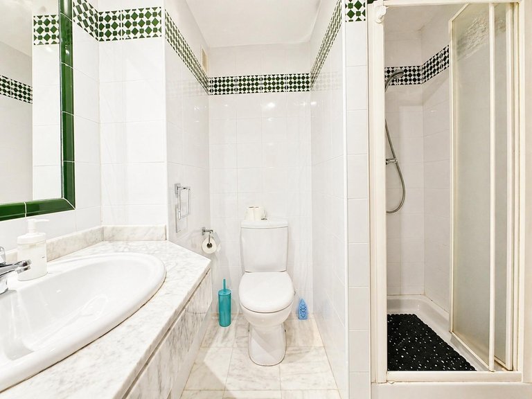 Apartment for Sale in Costa Blanca Torrevieja, Alicante 28
