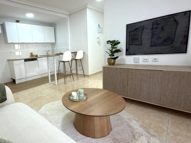 Apartment for Sale in Torrevieja, Alicante 1