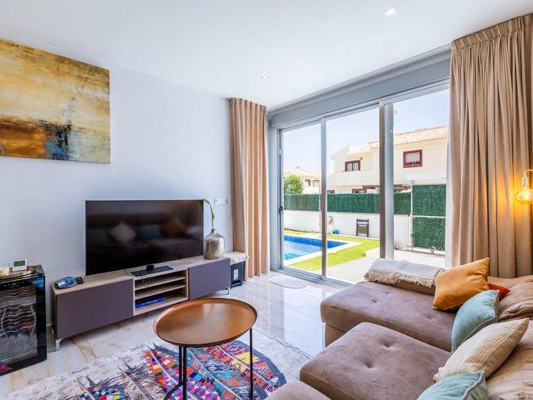 Villa for Sale in Inland Rojales, Alicante 11
