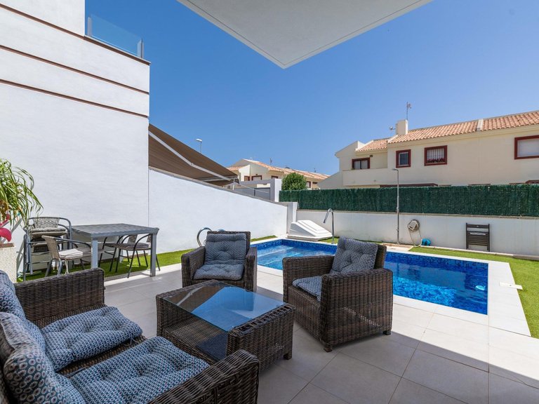 Villa for Sale in Inland Rojales, Alicante 4