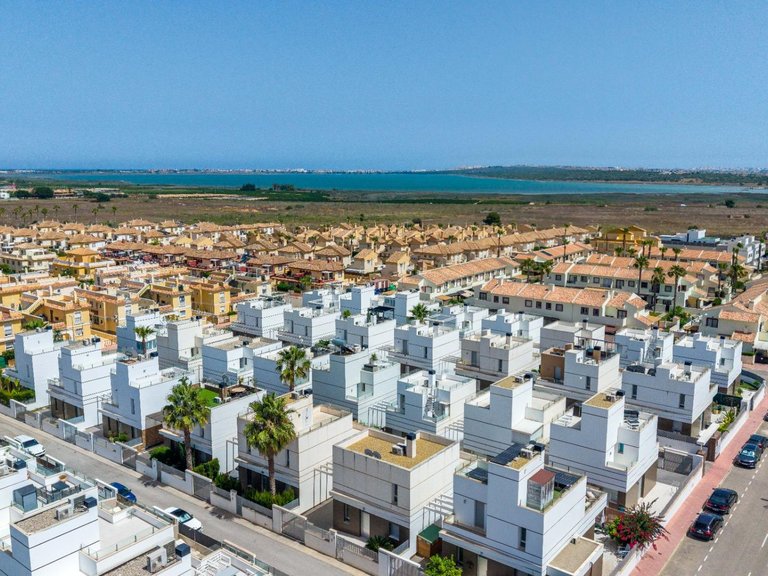 Villa for Sale in Inland Rojales, Alicante 3