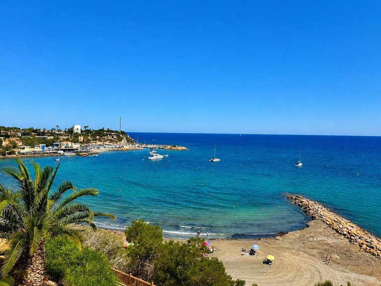 Villa for Sale in Costa Blanca Cabo Roig, Alicante 2
