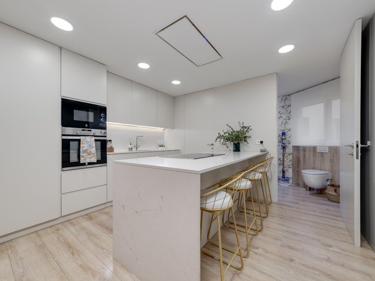 Apartment for Sale in Costa Blanca Torrevieja, Alicante 18