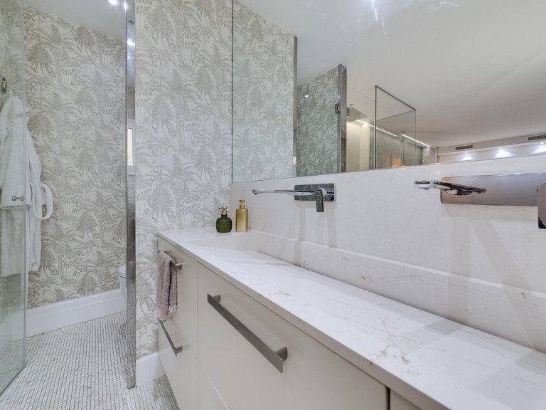 Apartment for Sale in Costa Blanca Torrevieja, Alicante 28