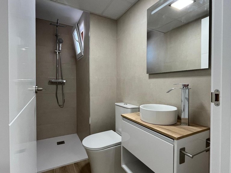 Apartment for Sale in Costa Blanca Torrevieja, Alicante 21