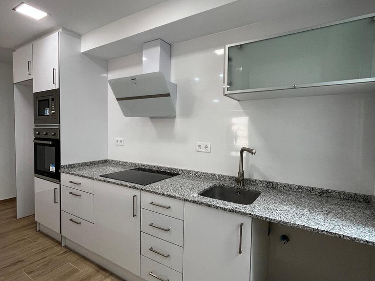 Apartment for Sale in Costa Blanca Torrevieja, Alicante 5