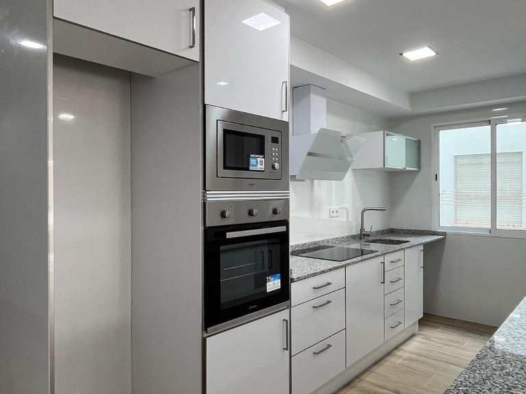 Apartment for Sale in Costa Blanca Torrevieja, Alicante 6