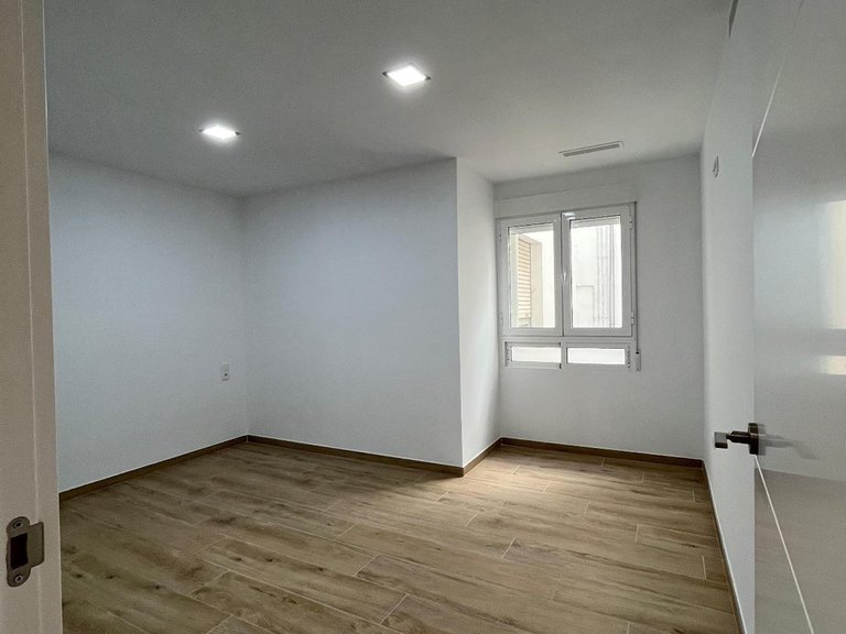 Apartment for Sale in Costa Blanca Torrevieja, Alicante 8