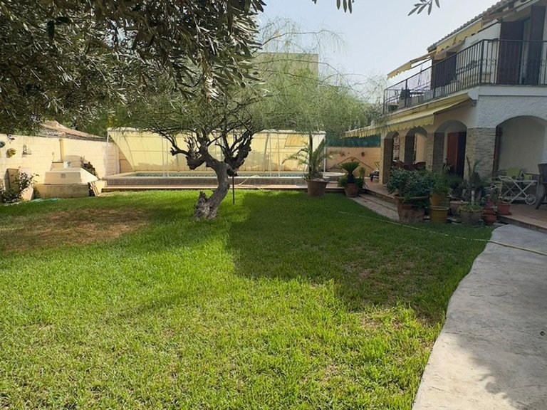 Villa for Sale in Costa Blanca Orihuela Costa, Alicante 10