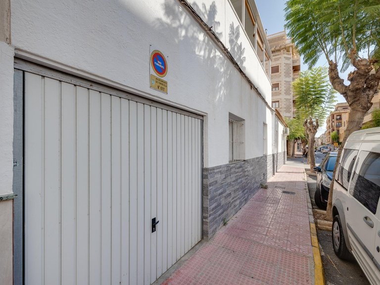 Town House for Sale in Costa Blanca Torrevieja, Alicante 42