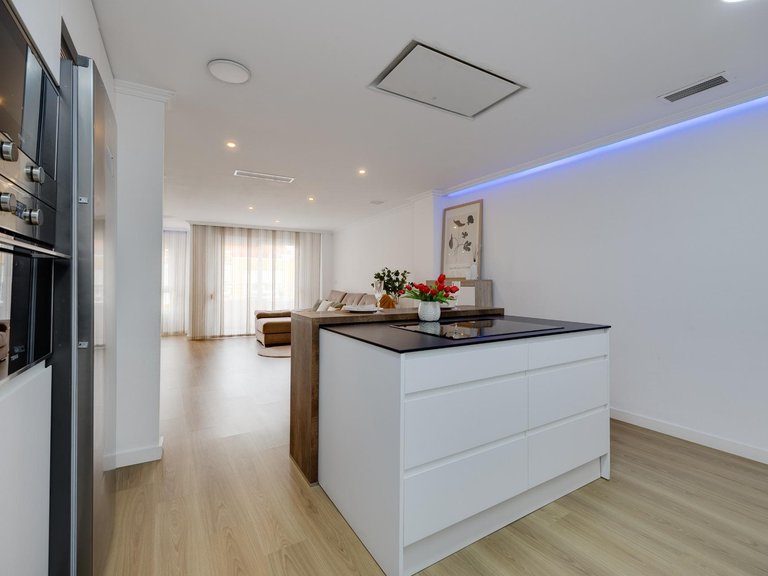 Apartment for Sale in Costa Blanca Torrevieja, Alicante 18