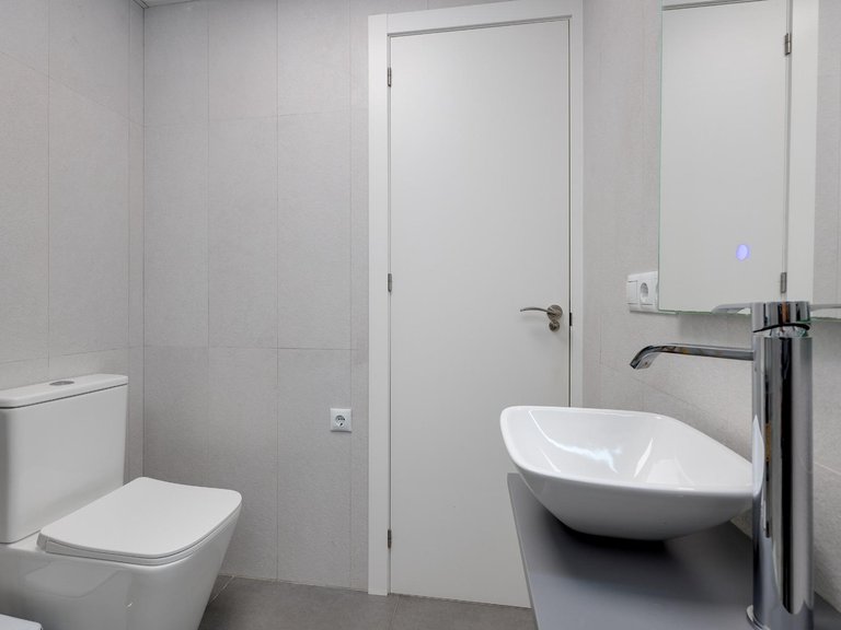 Apartment for Sale in Costa Blanca Torrevieja, Alicante 26