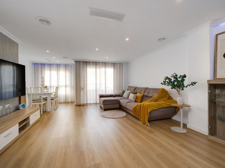 Apartment for Sale in Costa Blanca Torrevieja, Alicante 3