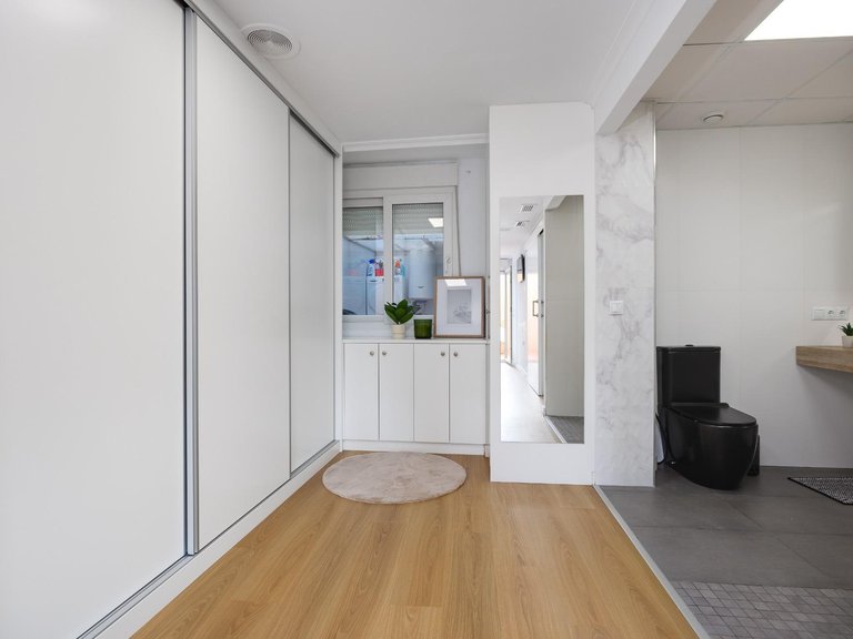 Apartment for Sale in Costa Blanca Torrevieja, Alicante 37