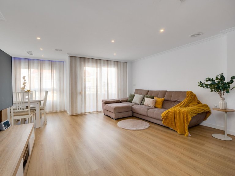Apartment for Sale in Costa Blanca Torrevieja, Alicante 4