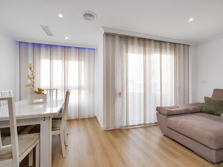 Apartment for Sale in Costa Blanca Torrevieja, Alicante 7