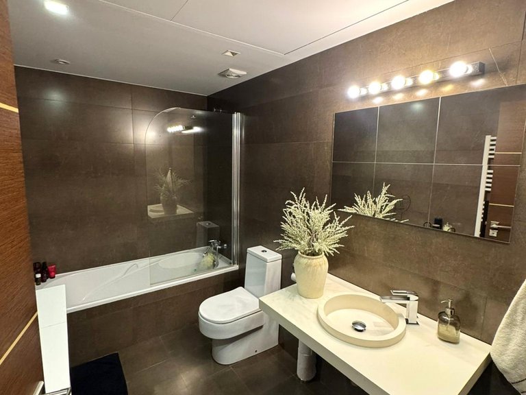 Apartment for Sale in Costa Blanca Torrevieja, Alicante 7