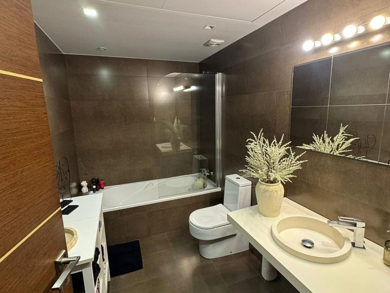 Apartment for Sale in Costa Blanca Torrevieja, Alicante 8