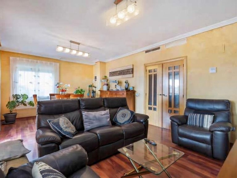 Villa for Sale in Costa Blanca Torrevieja, Alicante 9