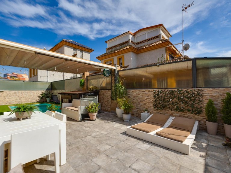 Villa for Sale in Costa Blanca Los Montesinos, Alicante 13
