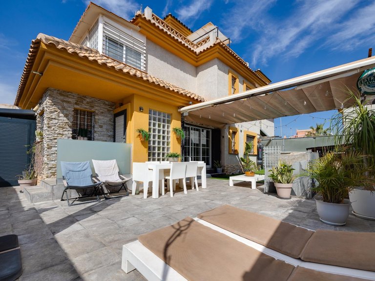 Villa for Sale in Costa Blanca Los Montesinos, Alicante 16