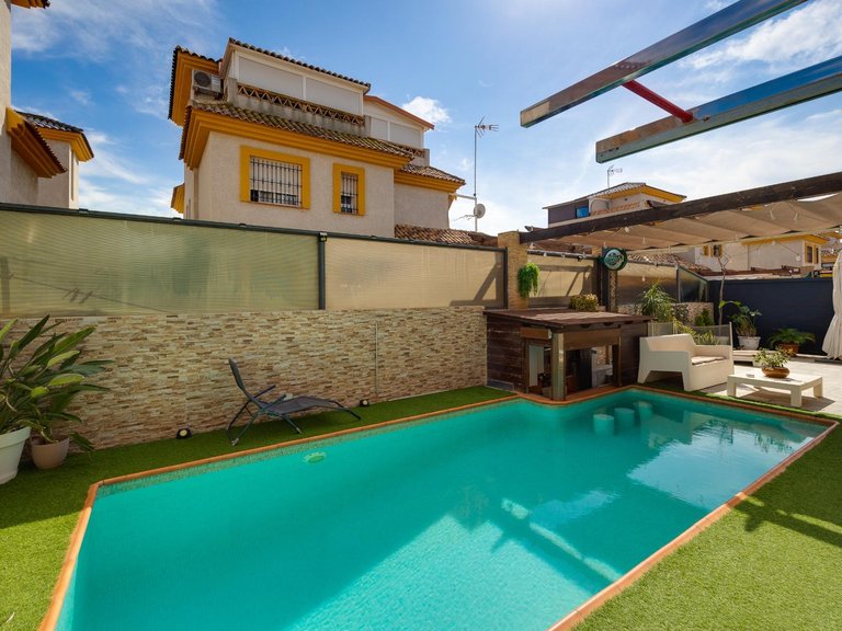 Villa for Sale in Costa Blanca Los Montesinos, Alicante 4