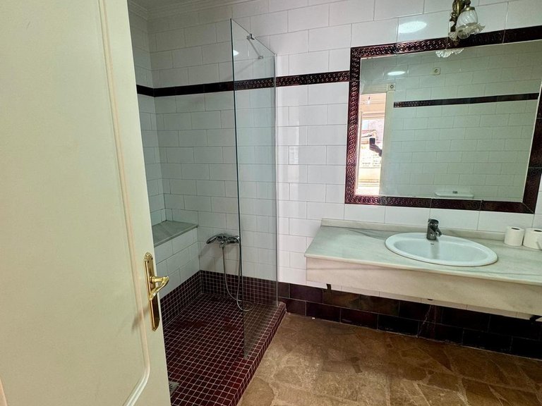 Apartment for Sale in Costa Blanca Torrevieja, Alicante 19