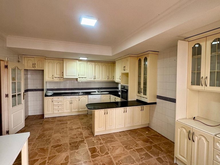 Apartment for Sale in Costa Blanca Torrevieja, Alicante 4