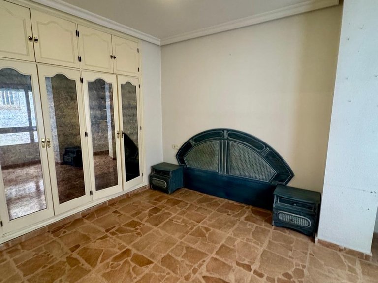 Apartment for Sale in Costa Blanca Torrevieja, Alicante 8