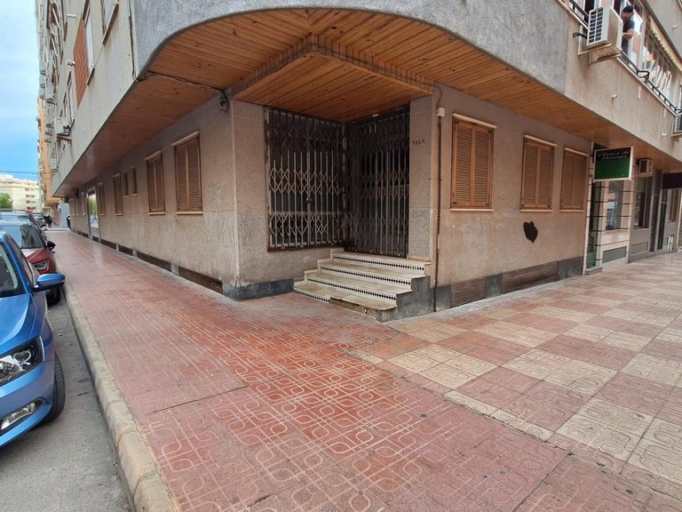 Apartment for Sale in Costa Blanca Torrevieja, Alicante 2