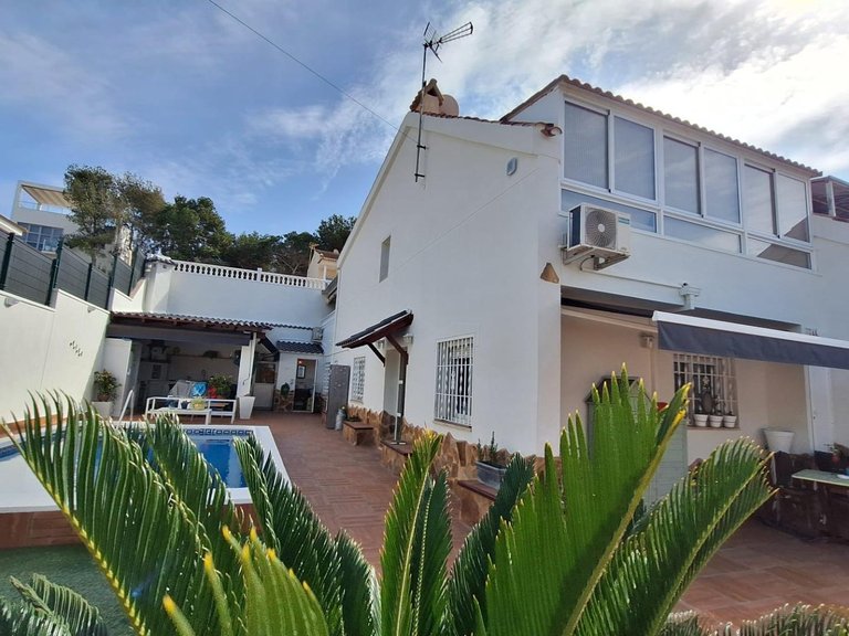 Villa for Sale in Costa Blanca Torrevieja, Alicante 33