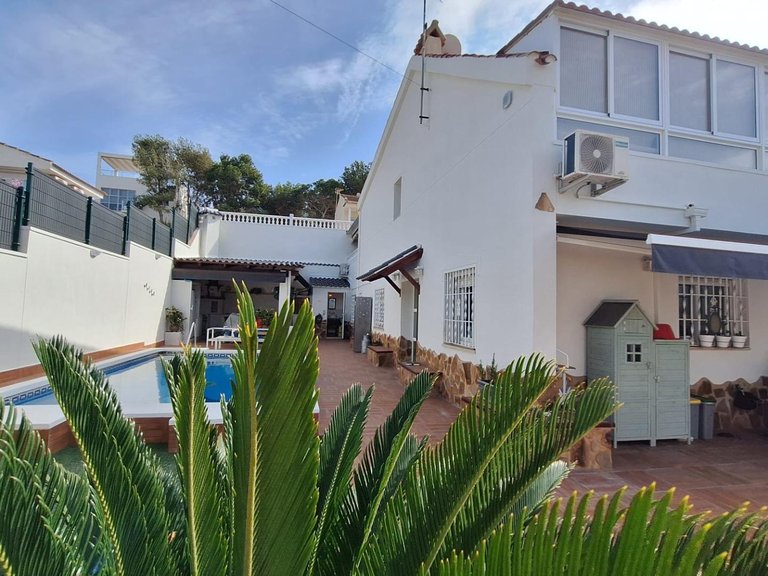 Villa for Sale in Costa Blanca Torrevieja, Alicante 38