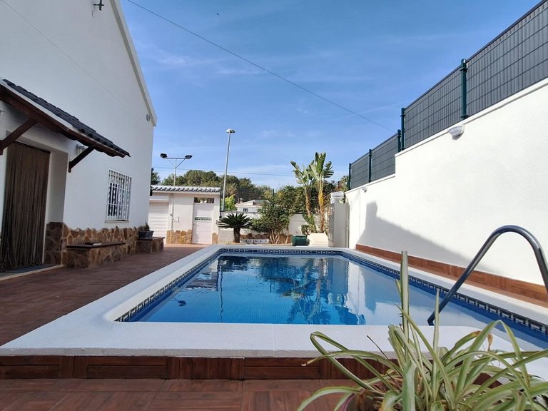 Villa for Sale in Costa Blanca Torrevieja, Alicante 5