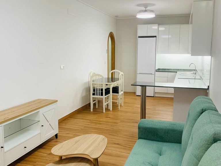 Apartment for Sale in Costa Blanca Torrevieja, Alicante 2