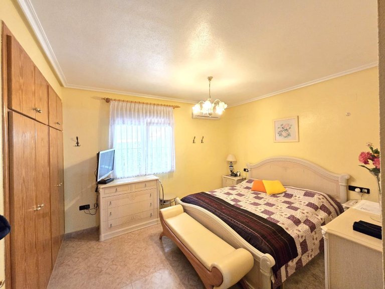 Villa for Sale in Costa Blanca Orihuela Costa, Alicante 12