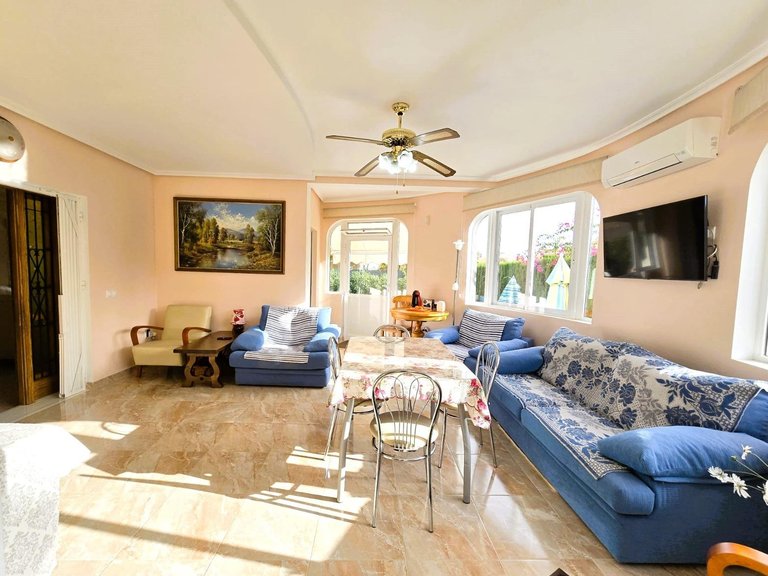 Villa for Sale in Costa Blanca Orihuela Costa, Alicante 5