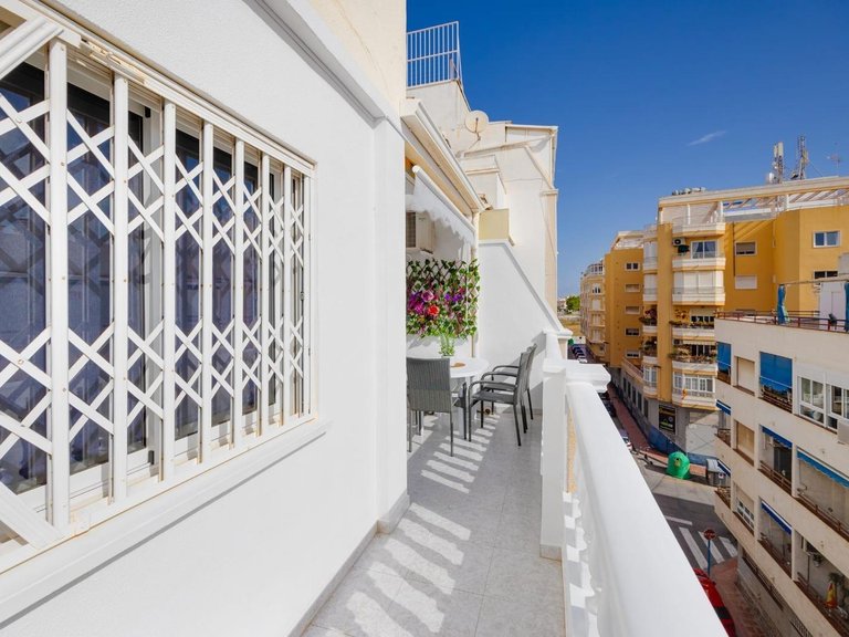 Apartment for Sale in Torrevieja, Alicante 1