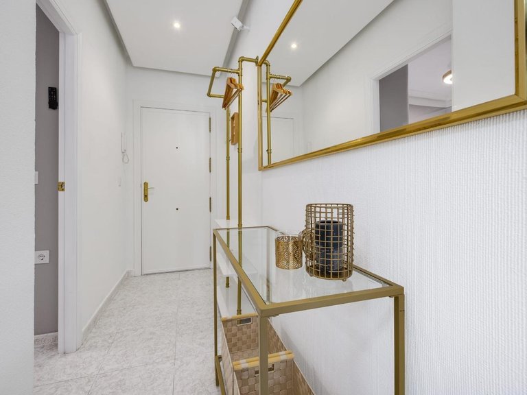 Apartment for Sale in Torrevieja, Alicante 11