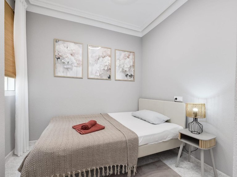 Apartment for Sale in Torrevieja, Alicante 9