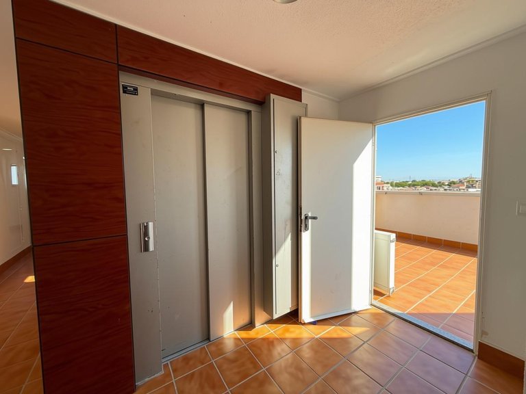 Apartment for Sale in San Pedro Del Pinatar, Murcia 25