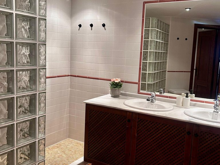 Apartment for Sale in Costa Blanca Torrevieja, Alicante 17