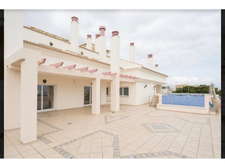Apartment  for sale in Benalmádena, Malaga 1