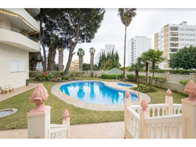Apartment  for sale in Benalmádena, Malaga 27