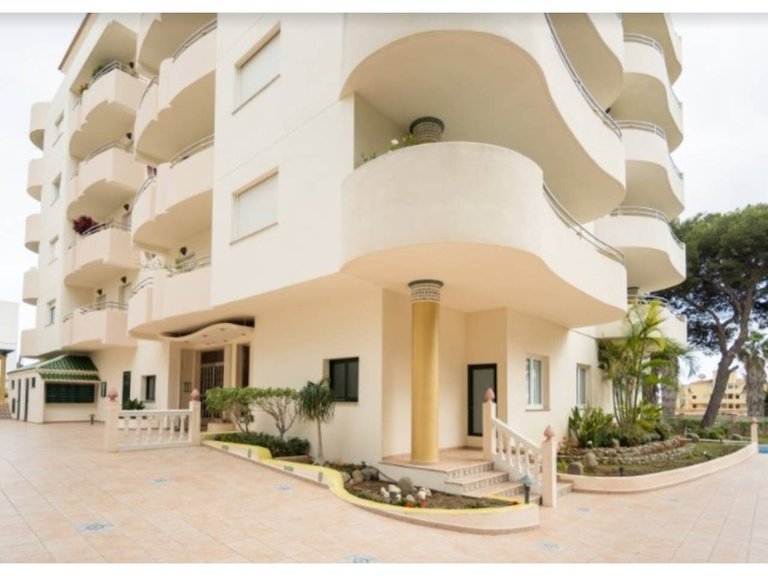 Apartment  for sale in Benalmádena, Malaga 28